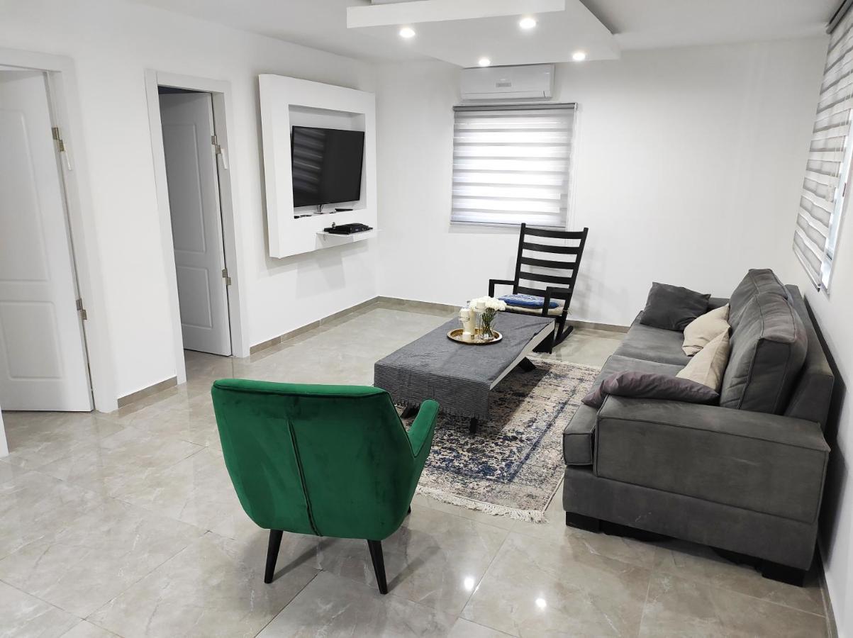 Appartamento Yalarent Jasmine 3Br Apt Eilat Esterno foto