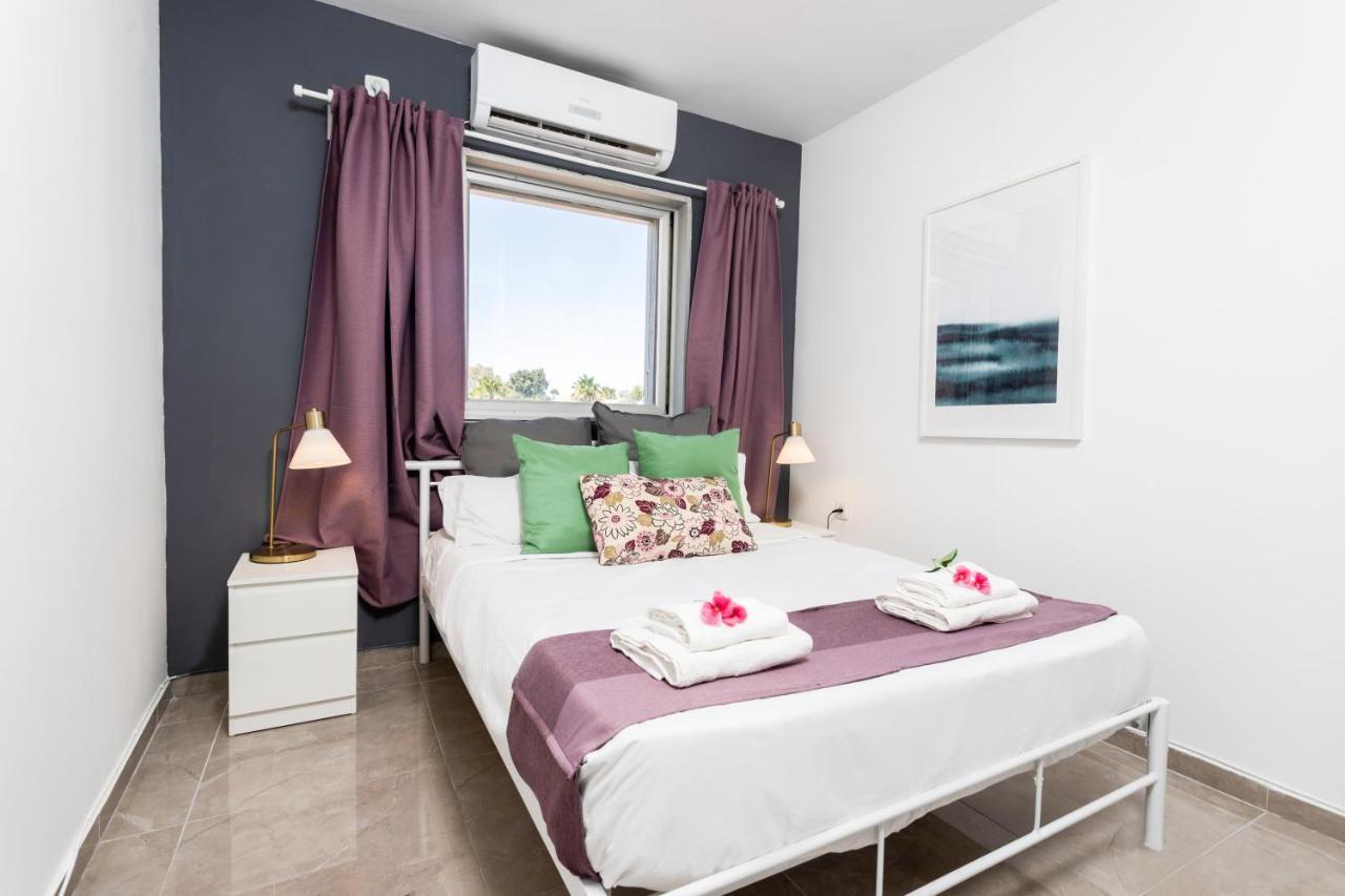 Appartamento Yalarent Jasmine 3Br Apt Eilat Esterno foto