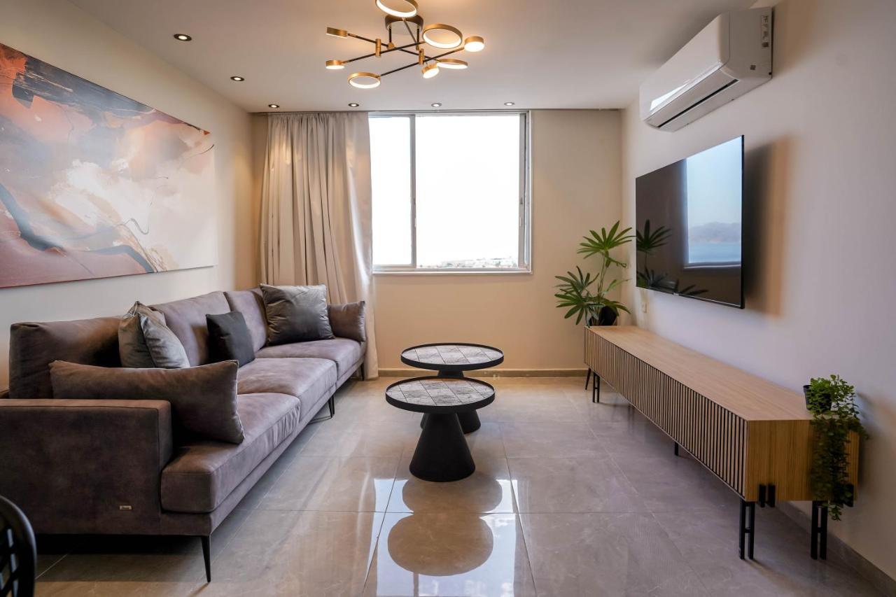 Appartamento Yalarent Jasmine 3Br Apt Eilat Esterno foto